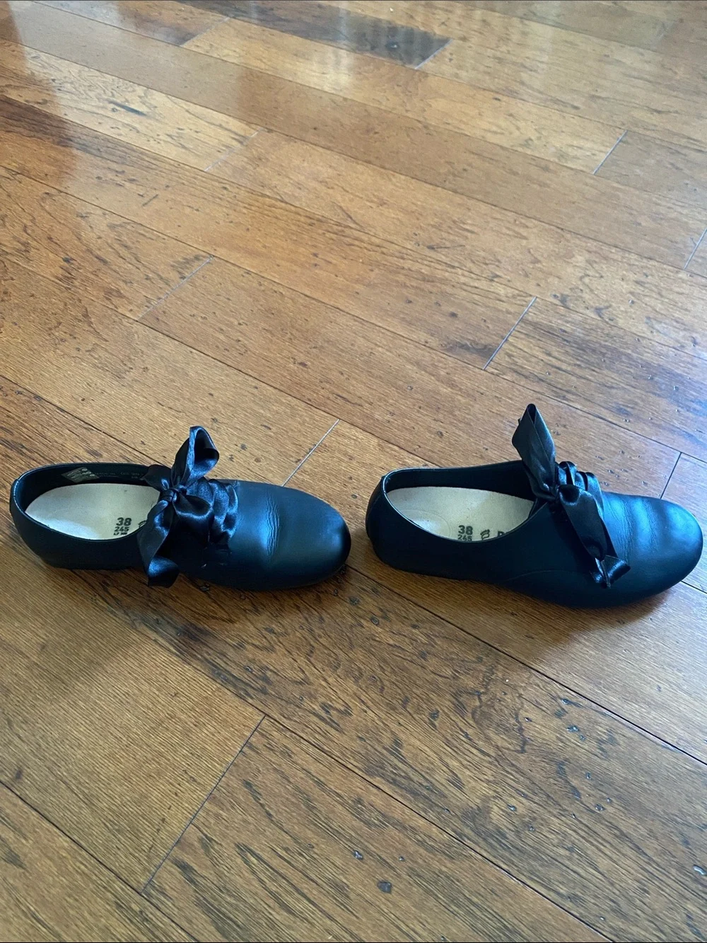 Birkenstock Saunders women’s black leather laser up derby shoe-38